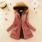 Casaco Feminino com Capuz Forrado a Polar Parka Acolchoada