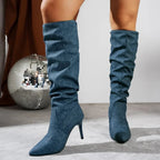 Bota Jeans Feminina Plissada Salto Fino Cano Longo